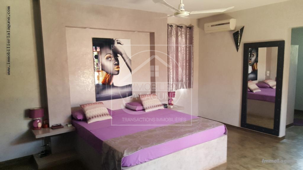 Agence Immobilière Saly Sénégal - V2475 - Villa à NGUERIGNE - V2475-villa-a-vendre-avec-piscine-a-nguerigne-serere-senegal