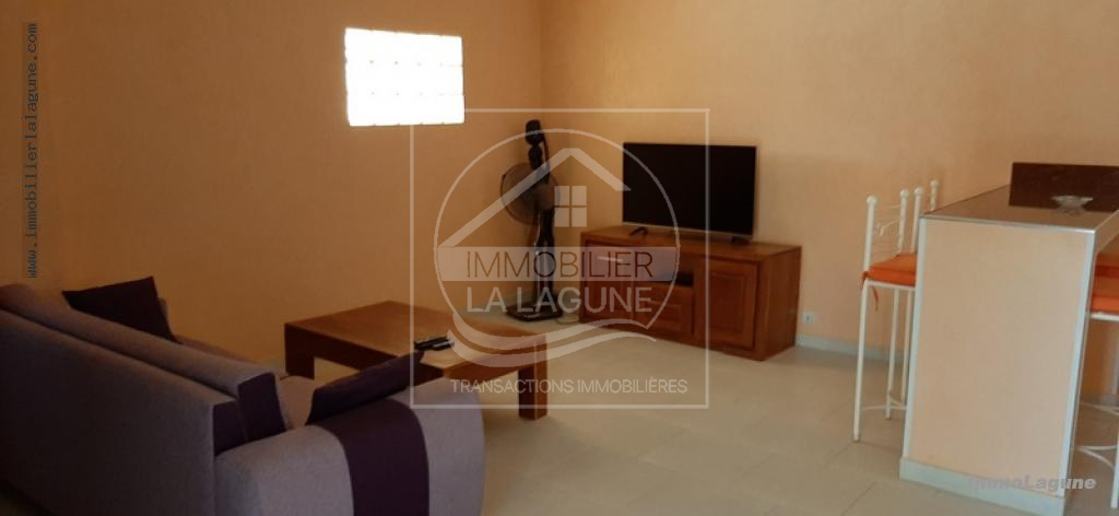 Agence Immobilière Saly Sénégal - V2621 - Villa à NGAPAROU - V2621-villa-en-vente-a-ngaparou-avec-piscine-senegal