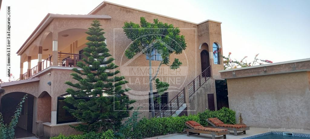 Agence Immobilière Saly Sénégal - V2695 - Villa à SOMONE - V2695-villa-avec-piscine-a-vendre-a-somone-senegal