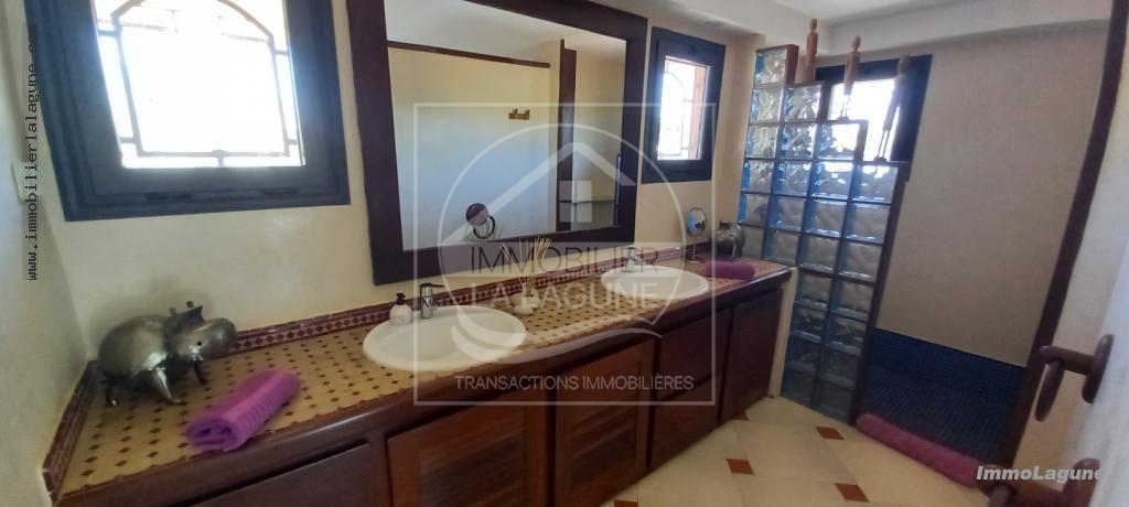 Agence Immobilière Saly Sénégal - V2741 - Villa à NGAPAROU - V2741-villa-a-vendre-avec-piscine-a-ngaparou-senegal