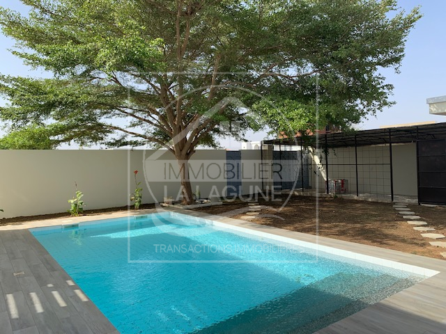 Agence Immobilière Saly Sénégal - V2790 - Villa à NGAPAROU - V2790 villa a vendre ngaparou senegal