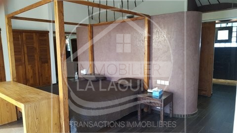 Agence Immobilière Saly Sénégal - V2815 - Villa à NGAPAROU - V2815-villa-avec-piscine-a-vendre-a-ngaparou-senegal