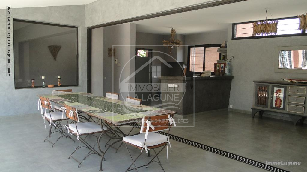 Agence Immobilière Saly Sénégal - V2866 - Villa à NGAPAROU - V2866 villa à vendre ngaparou senegal