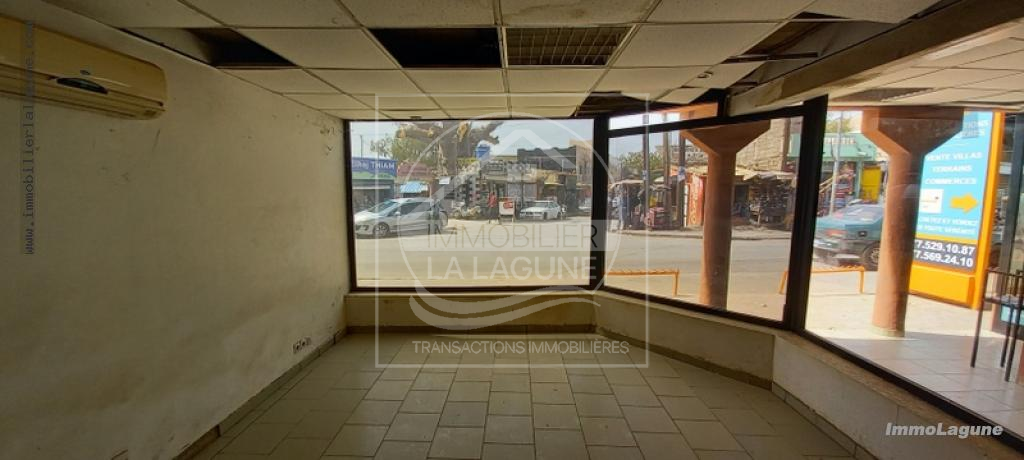 Agence Immobilière Saly Sénégal - C2877 - Commerce à SALY - 