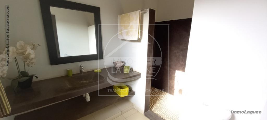 Agence Immobilière Saly Sénégal - V2879 - Villa à NGAPAROU - V2879-villa-a-vendre-a-ngaparou-senegal