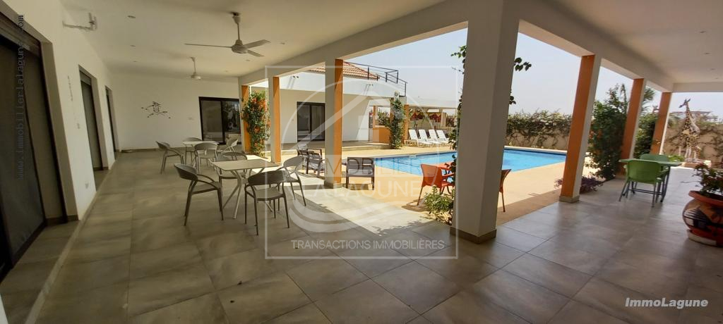 Agence Immobilière Saly Sénégal - V2881 - Villa à NGUERIGNE - V2881-villa-a-vendre-a-nguerigne-senegal-avec-pisicine