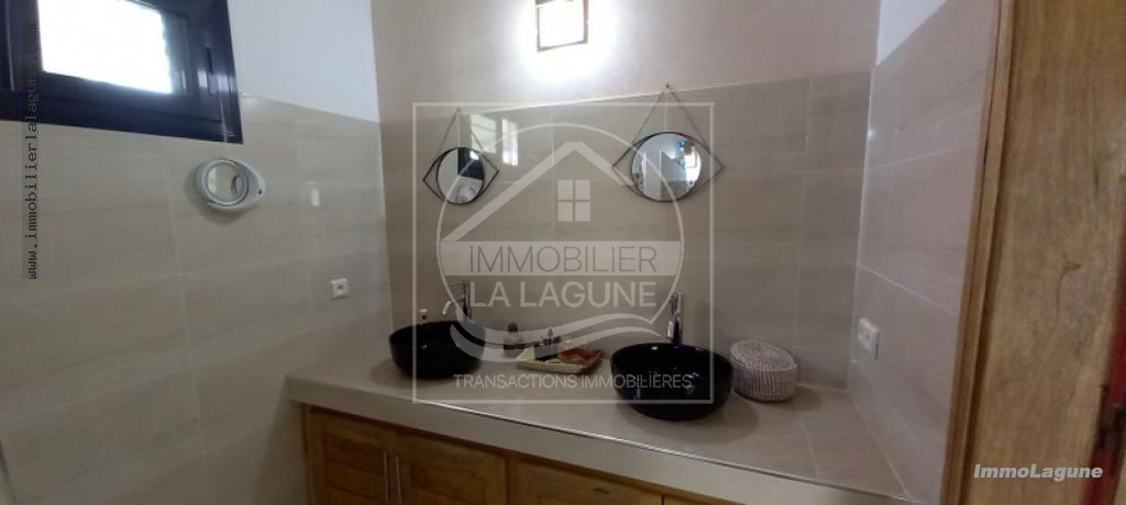 Agence Immobilière Saly Sénégal - V2881 - Villa à NGUERIGNE - V2881-villa-a-vendre-a-nguerigne-senegal-avec-pisicine