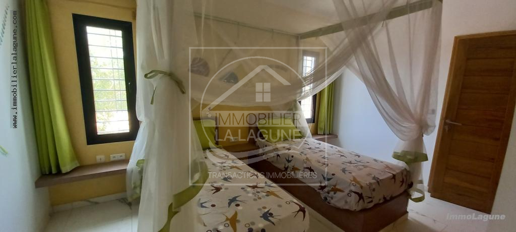 Agence Immobilière Saly Sénégal - V2881 - Villa à NGUERIGNE - V2881-villa-a-vendre-a-nguerigne-senegal-avec-pisicine