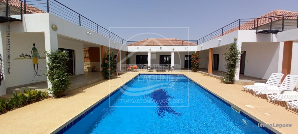 Agence Immobilière Saly Sénégal - V2881 - Villa à NGUERIGNE - V2881-villa-a-vendre-a-nguerigne-senegal-avec-pisicine