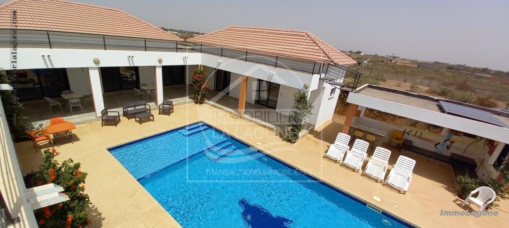 Agence Immobilière Saly Sénégal - V2881 - Villa à NGUERIGNE - V2881-villa-a-vendre-a-nguerigne-senegal-avec-pisicine