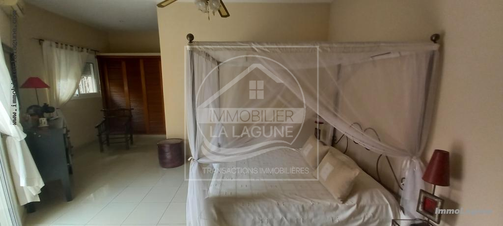 Agence Immobilière Saly Sénégal - V2897 - Villa à SALY - V2897-villa-a-vendre-a-saly-senegal