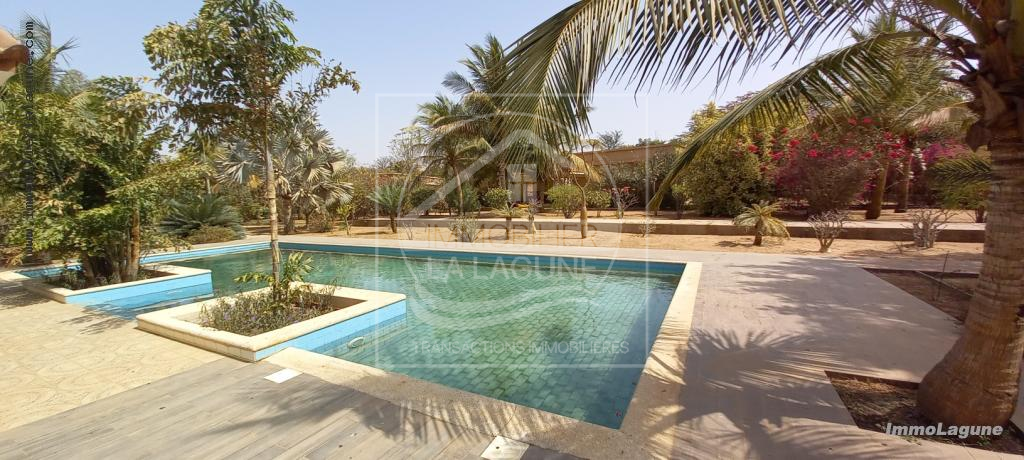 Agence Immobilière Saly Sénégal - C2898 - Commerce à NGUERIGNE - C2898-COMMERCE-a-vendre-a-nguerigne-senegal