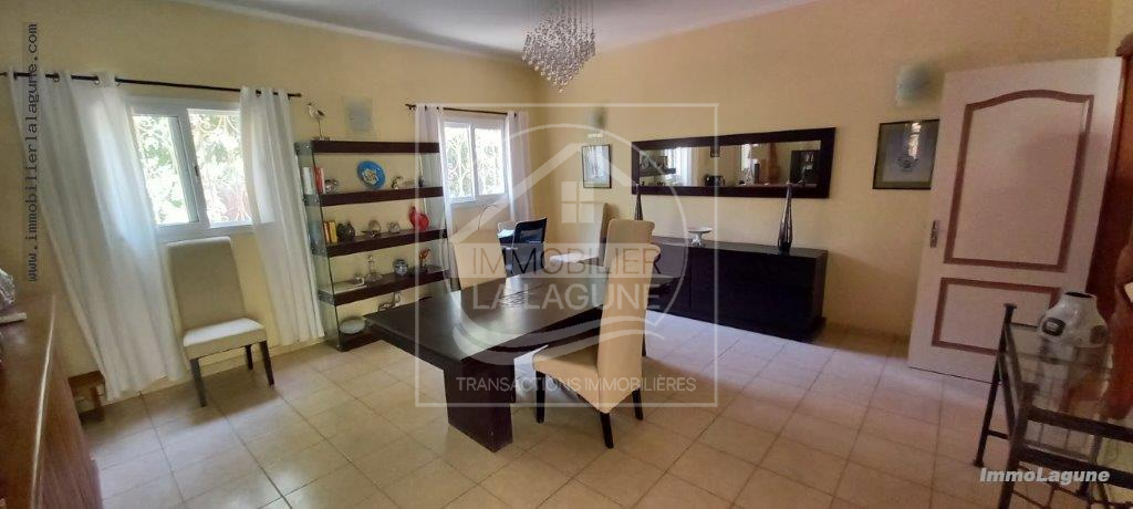 Agence Immobilière Saly Sénégal - C2898 - Commerce à NGUERIGNE - C2898-COMMERCE-a-vendre-a-nguerigne-senegal