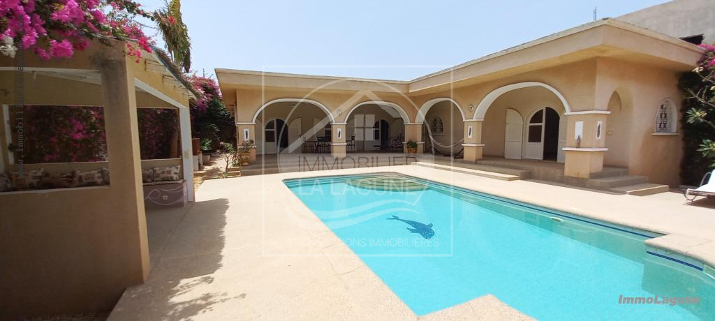 Agence Immobilière Saly Sénégal - V2903 - Villa à SOMONE - V2903-villa-a-vendre-a-somone-senegal-avec-pisicne