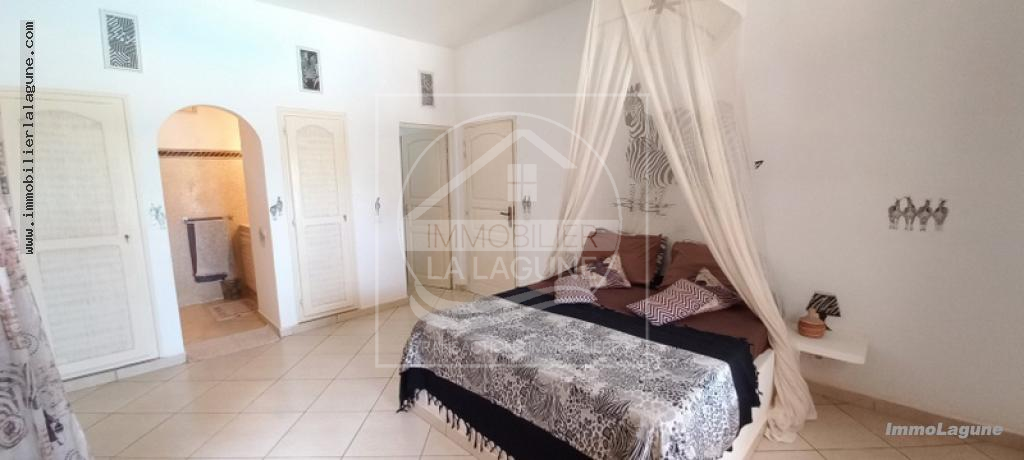 Agence Immobilière Saly Sénégal - V2903 - Villa à SOMONE - V2903-villa-a-vendre-a-somone-senegal-avec-pisicne