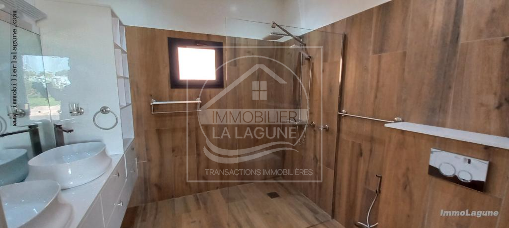 Agence Immobilière Saly Sénégal - V2876 - Villa à NGAPAROU - V2876-villa-a-vendre-a-ngaparou-senegal