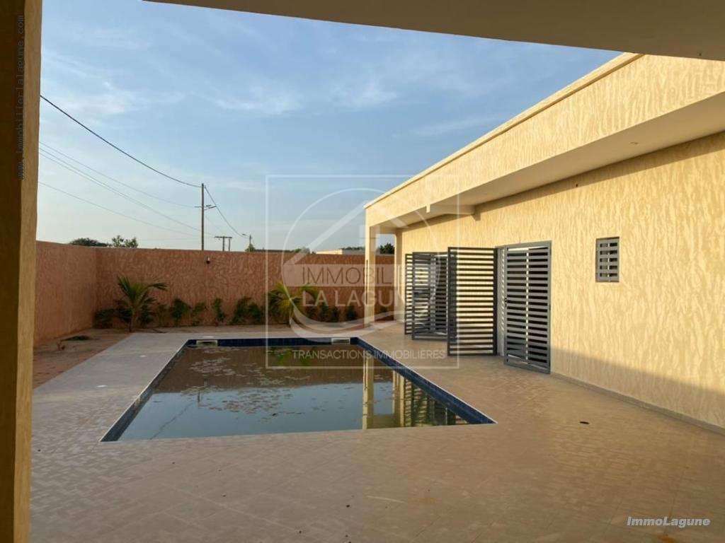 Agence Immobilière Saly Sénégal - V2927 - Villa à NGUERIGNE - V2927-villa-a-vendre-a-nguerigne-senegal