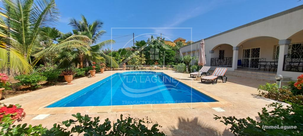 Agence Immobilière Saly Sénégal - V2951 - Villa à SOMONE - V2951-villa-a-vendre-a-somone-avec-pisicne-senegal