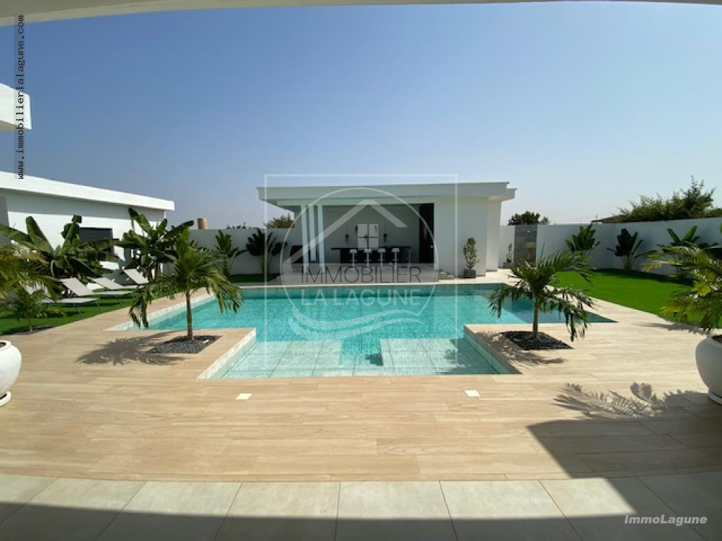 Agence Immobilière Saly Sénégal - V2966 - Villa à NGAPAROU - V2966 villa a vendre ngaparou senegal