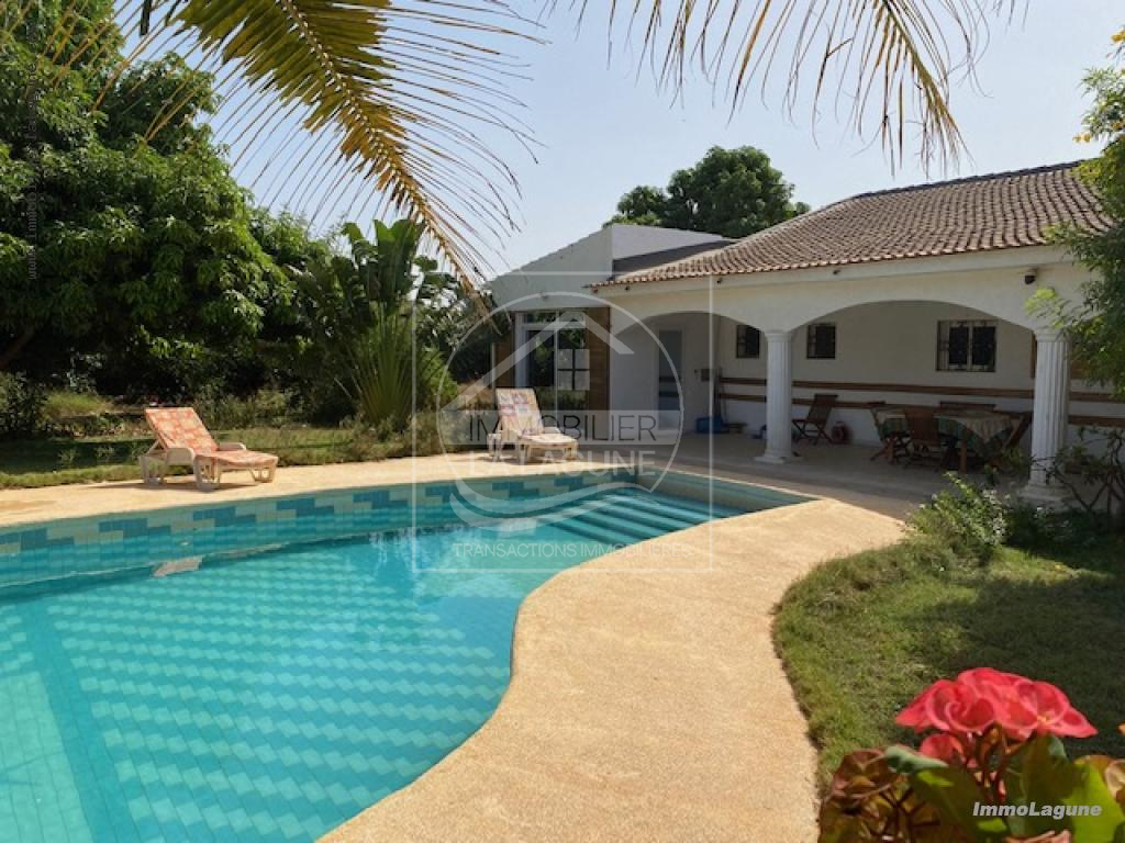 Agence Immobilière Saly Sénégal - V2930 - Villa à SOMONE - V2930-villa-a-vendre-a-somone-avec-piscine-senegal