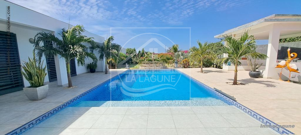 Agence Immobilière Saly Sénégal - V2977 - Villa à NGUERIGNE - 