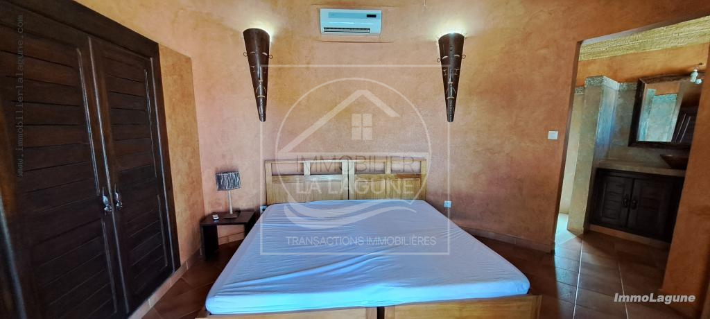 Agence Immobilière Saly Sénégal - V2014 - Villa à SALY - V2014 Villa avec piscine à vendre Saly Sénégal