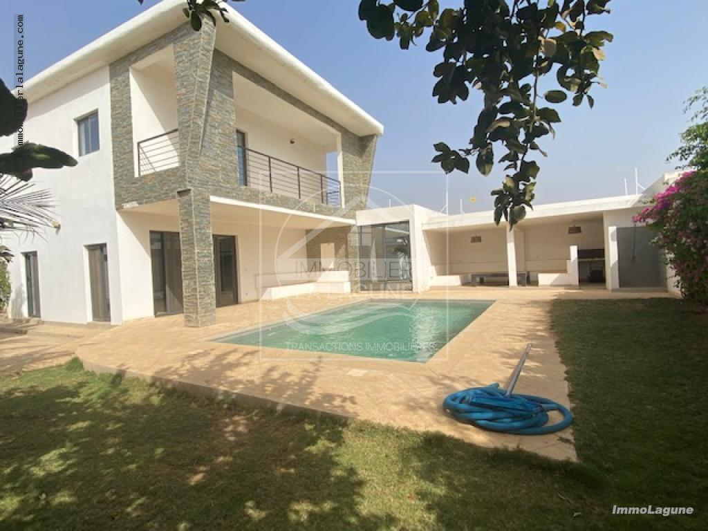 Agence Immobilière Saly Sénégal - V3004 - Villa à NGAPAROU - V3004 villa a vendre ngaparou senegal