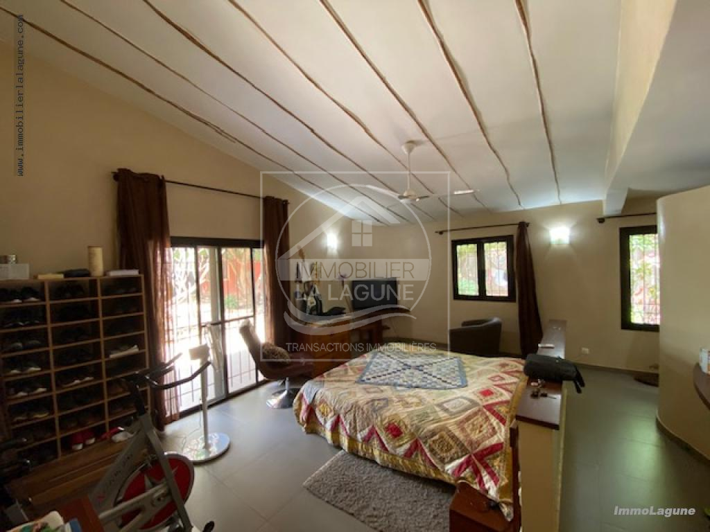 Agence Immobilière Saly Sénégal - V2652 - Villa à NGAPAROU - V2652 villa a vendre à ngaparou senegal