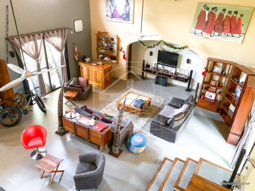 Agence Immobilière Saly Sénégal - V2652 - Villa à NGAPAROU - V2652 villa a vendre à ngaparou senegal