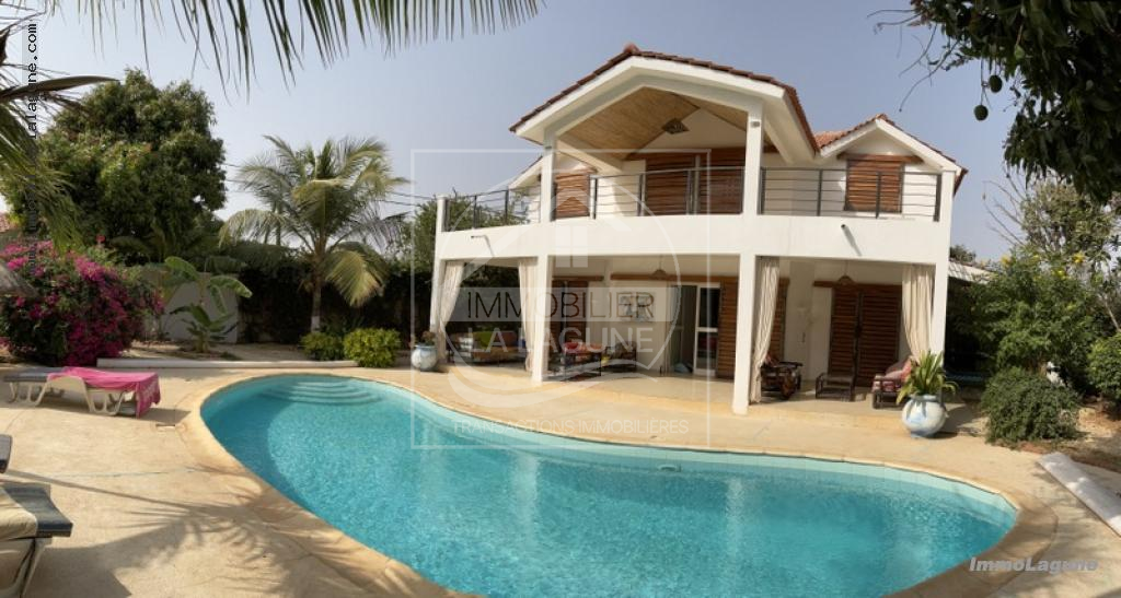 Agence Immobilière Saly Sénégal - V3018 - Villa à NGAPAROU - V3018-villa-a-vendre-a-ngaparou-senegal-avec-piscine