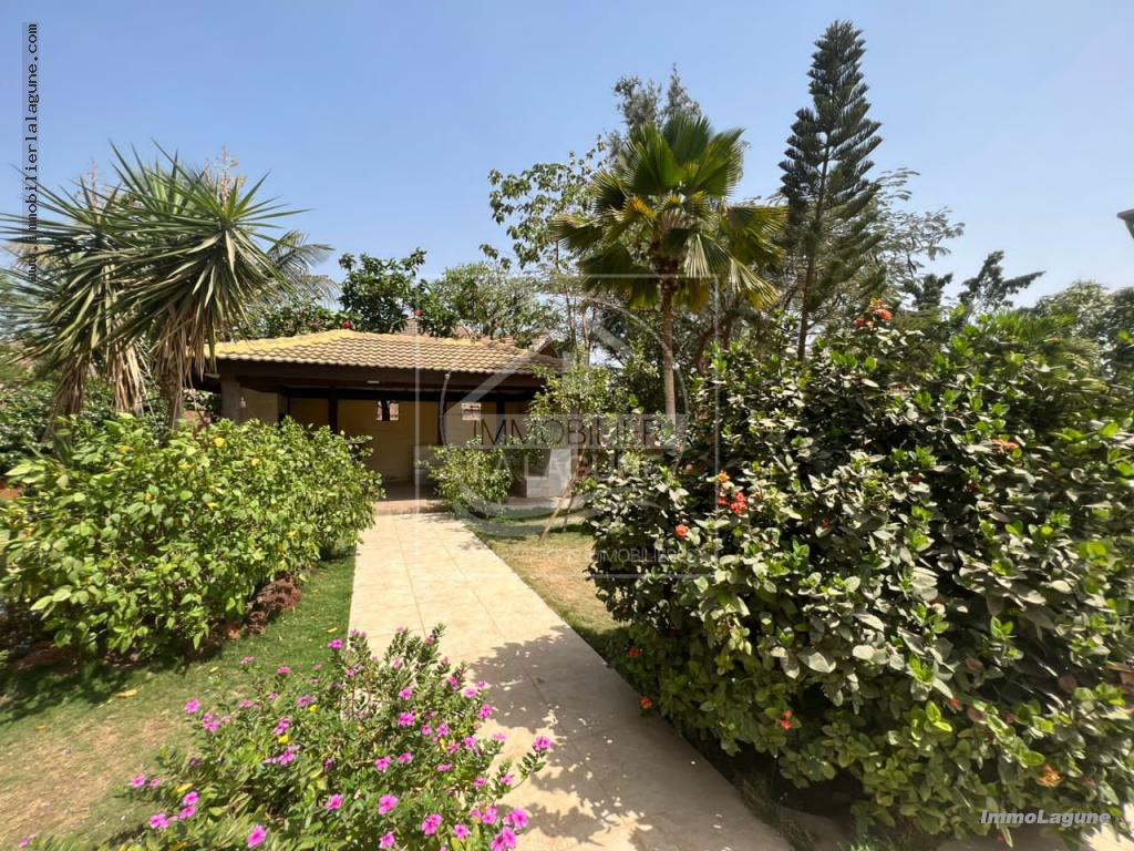 Agence Immobilière Saly Sénégal - V3024 - Villa à SALY - V3024 villa a vendre en TF saly senegal