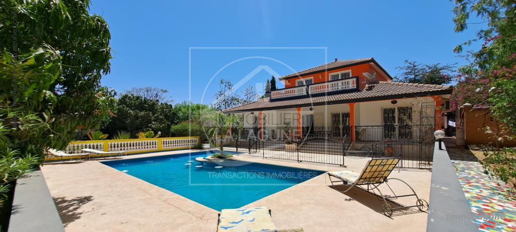 Agence Immobilière Saly Sénégal - V3026 - Villa à SOMONE - V3026-villa-a-vendre-avec-piscine-somone-senegal