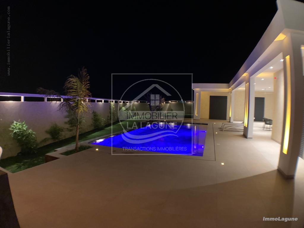 Agence Immobilière Saly Sénégal - V3042 - Villa à NGUERIGNE - V3042 villa a vendre nguerigne senegal