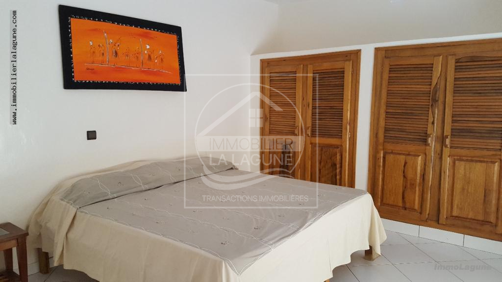 Agence Immobilière Saly Sénégal - V2825 - Villa à SALY - V2825-villa-a-vendre-a-saly-senegal-avec-pisicne