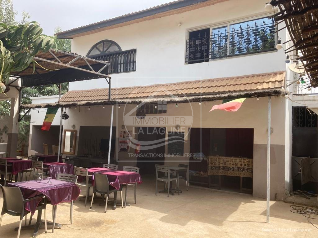 Agence Immobilière Saly Sénégal - V3082 - Villa à SALY - V3082-villa-a-vendre-a-saly-senegal