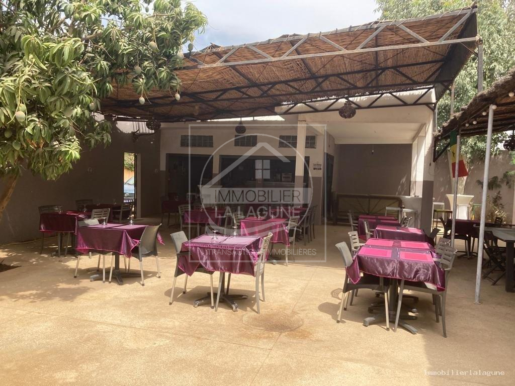 Agence Immobilière Saly Sénégal - V3082 - Villa à SALY - V3082-villa-a-vendre-a-saly-senegal