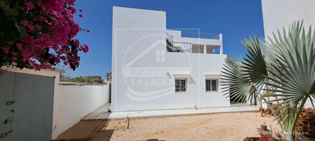 Agence Immobilière Saly Sénégal - V3123 - Villa à SOMONE - V3123-villa-a-vendre-a-somone-avec-piscine-senegal