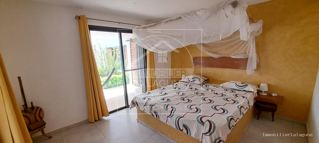 Agence Immobilière Saly Sénégal - V3133 - Villa à NGUERIGNE - V3133-villa-a-vendre-a-nguerigne-senegal-avec-piscine