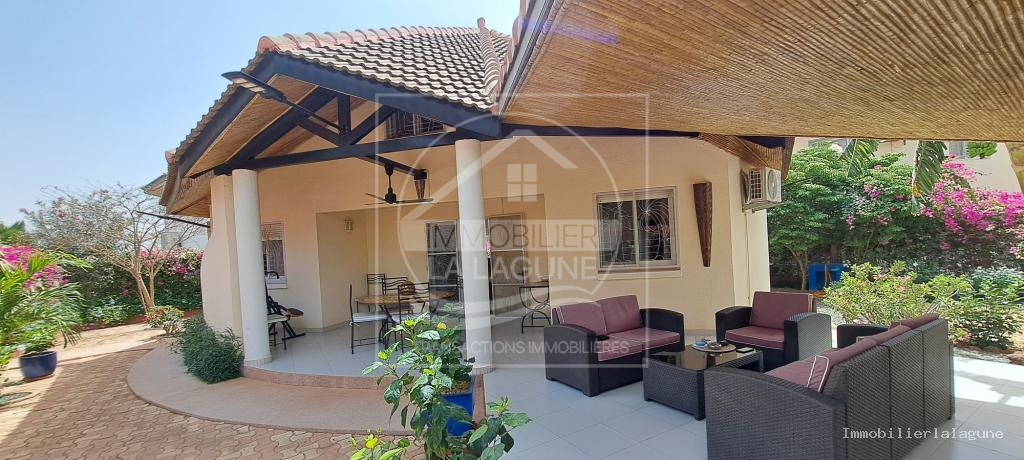 Agence Immobilière Saly Sénégal - V3142 - Villa à SALY - V3142-villa-en-residence-a-vendre-a-saly-senegal