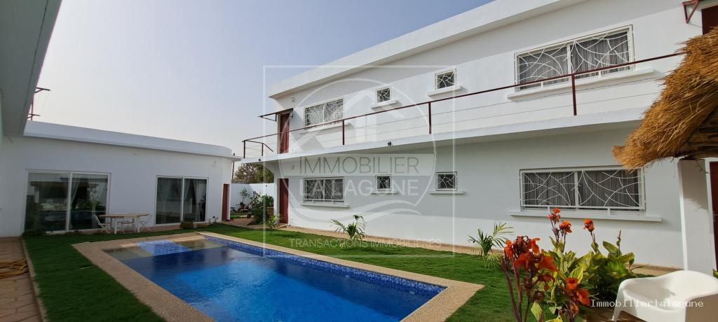 Agence Immobilière Saly Sénégal - V3140 - Villa à NGUERIGNE - V3140-villa-a-vendre-a-nguerigne-avec-piscine-senegal