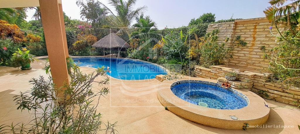 Agence Immobilière Saly Sénégal - V3151 - Villa à NGAPAROU - V3151-villa-a-vendre-a-ngaparou-senegal-avec-piscine