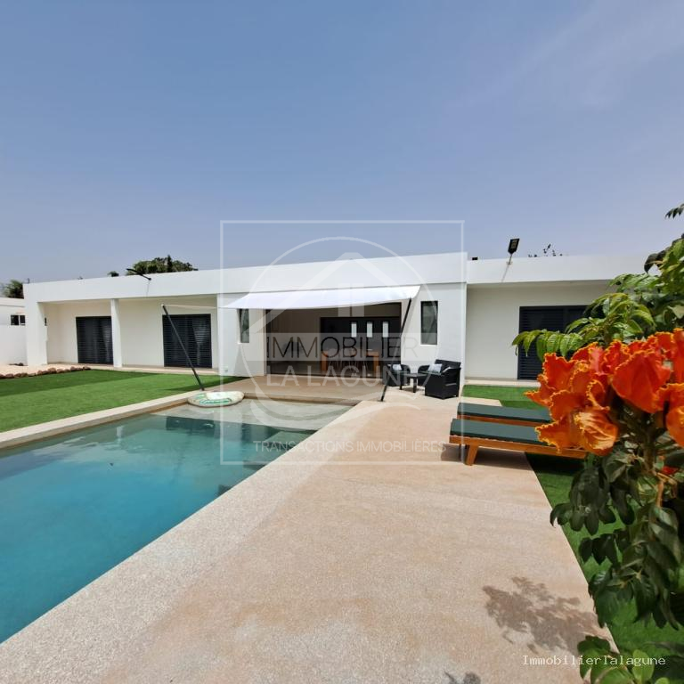 Agence Immobilière Saly Sénégal - V2787 - Villa à SALY - V2787 villa contemporaine a vendre saly senegal