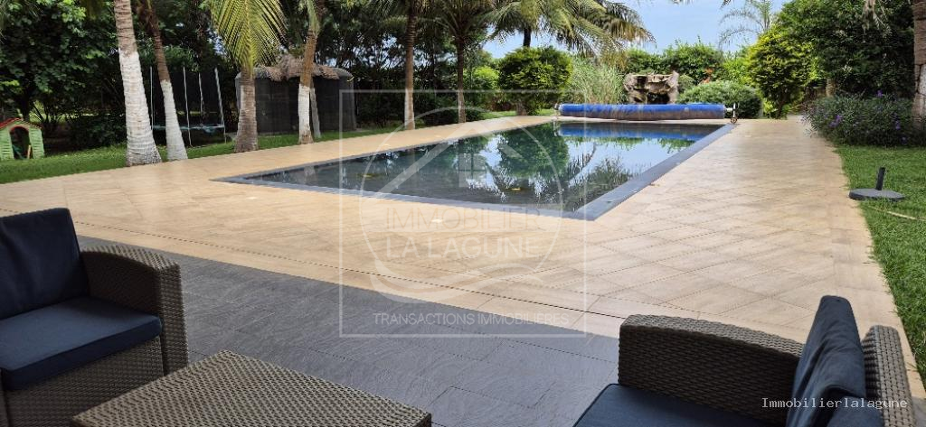 Agence Immobilière Saly Sénégal - V3210 - Villa à NGUERIGNE - V3210-villa-a-vendre-a-nguerigne-senegal-avec-piscine