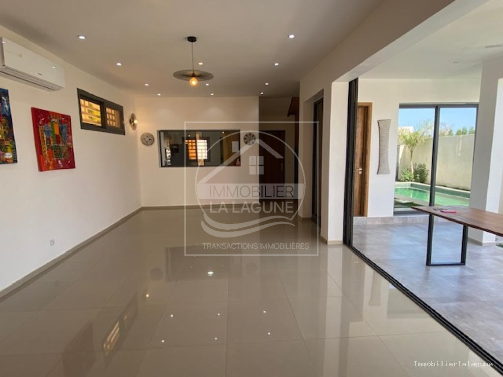 Agence Immobilière Saly Sénégal - V3223 - Villa à NGAPAROU - V3223 villa a vendre ngaparou senegal