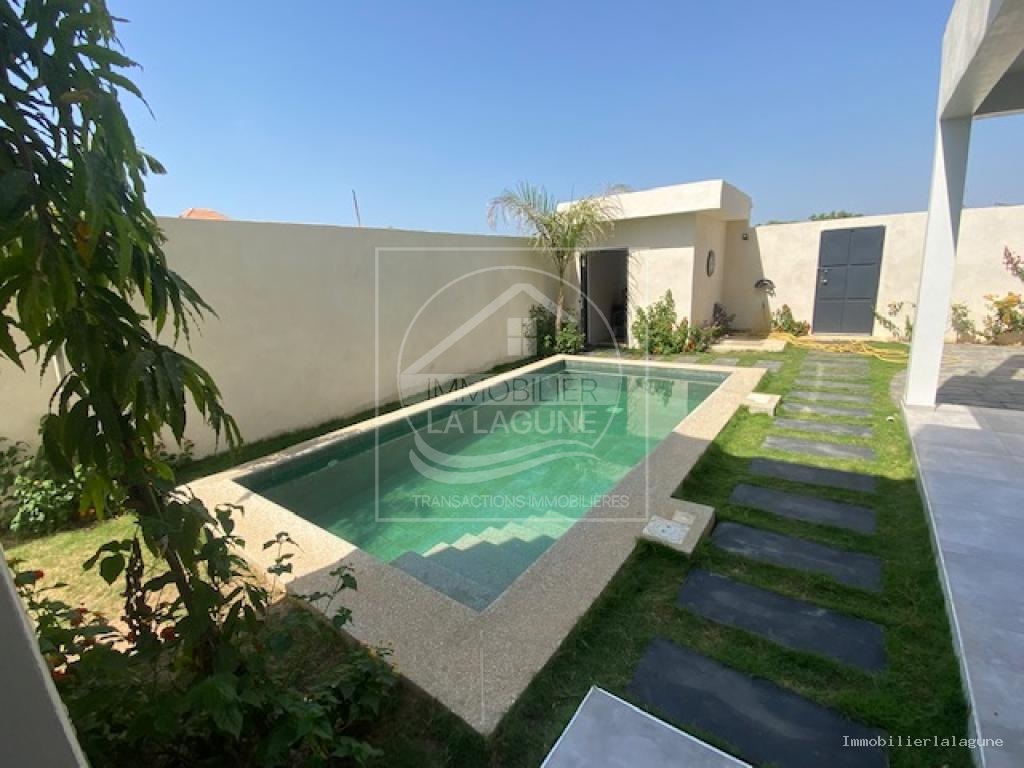 Agence Immobilière Saly Sénégal - V3223 - Villa à NGAPAROU - V3223 villa a vendre ngaparou senegal