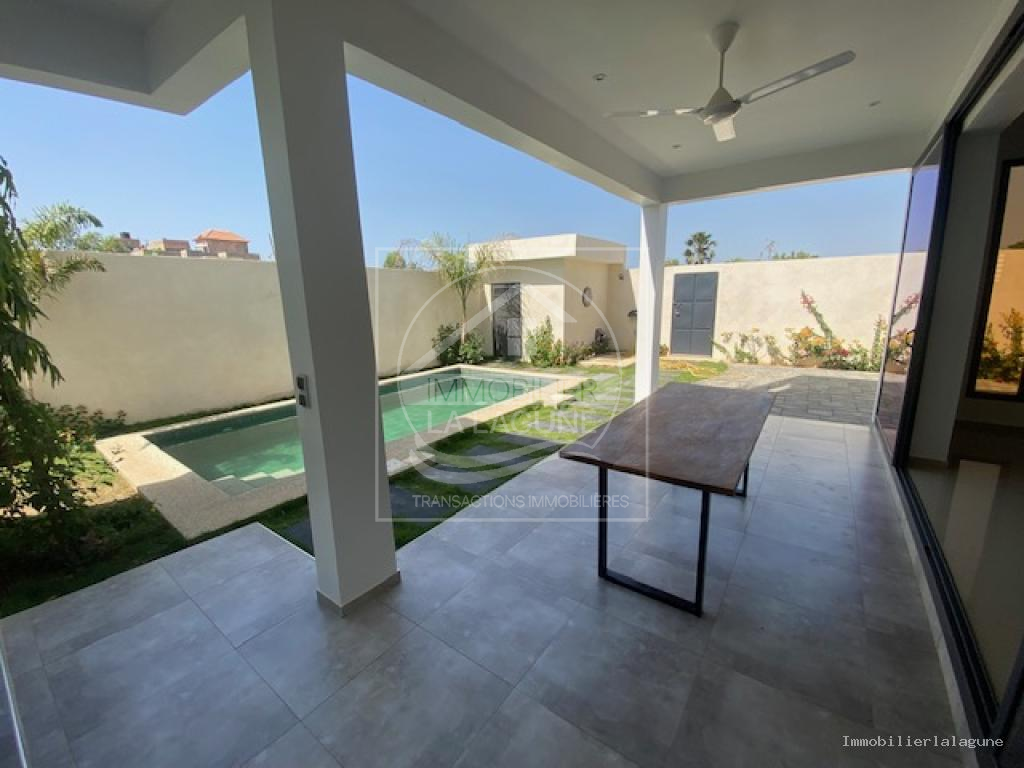 Agence Immobilière Saly Sénégal - V3223 - Villa à NGAPAROU - V3223 villa a vendre ngaparou senegal