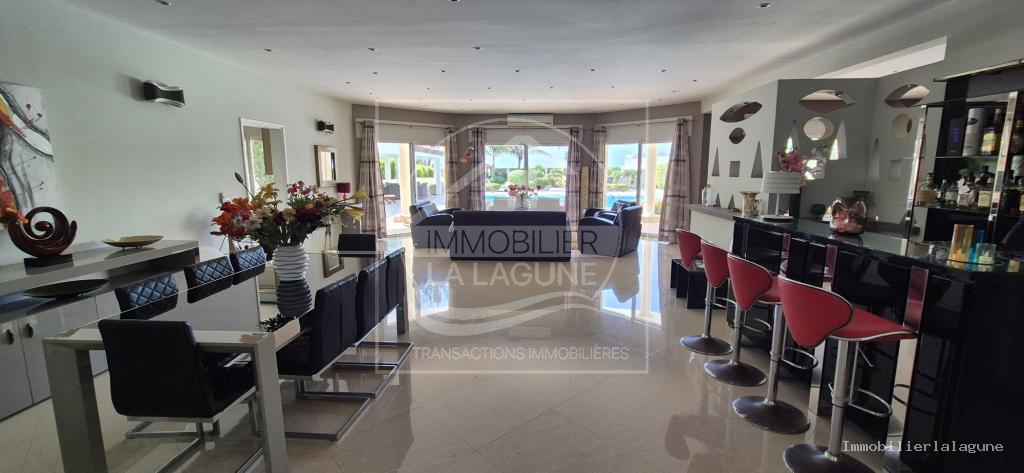 Agence Immobilière Saly Sénégal - V3225 - Villa à SALY - V3225-villa-a-vendre-a-saly-senegal-avec-piscine