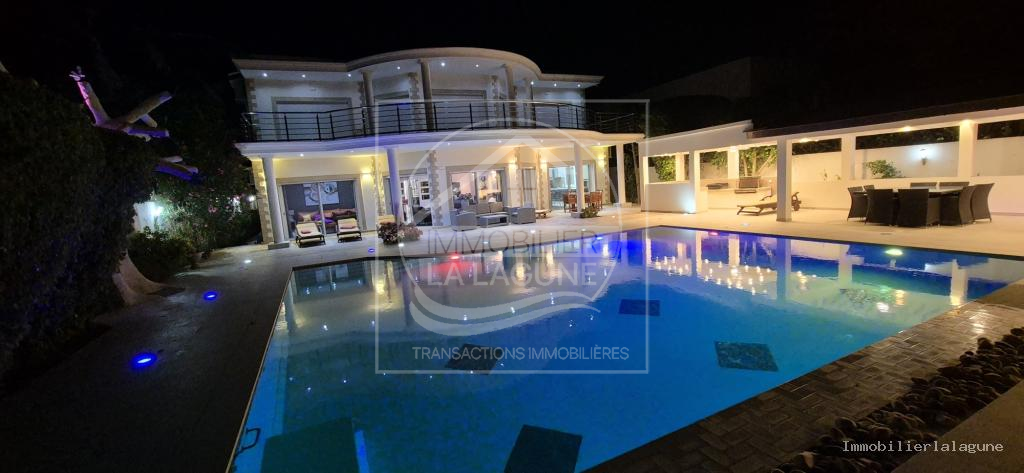 Agence Immobilière Saly Sénégal - V3225 - Villa à SALY - V3225-villa-a-vendre-a-saly-senegal-avec-piscine