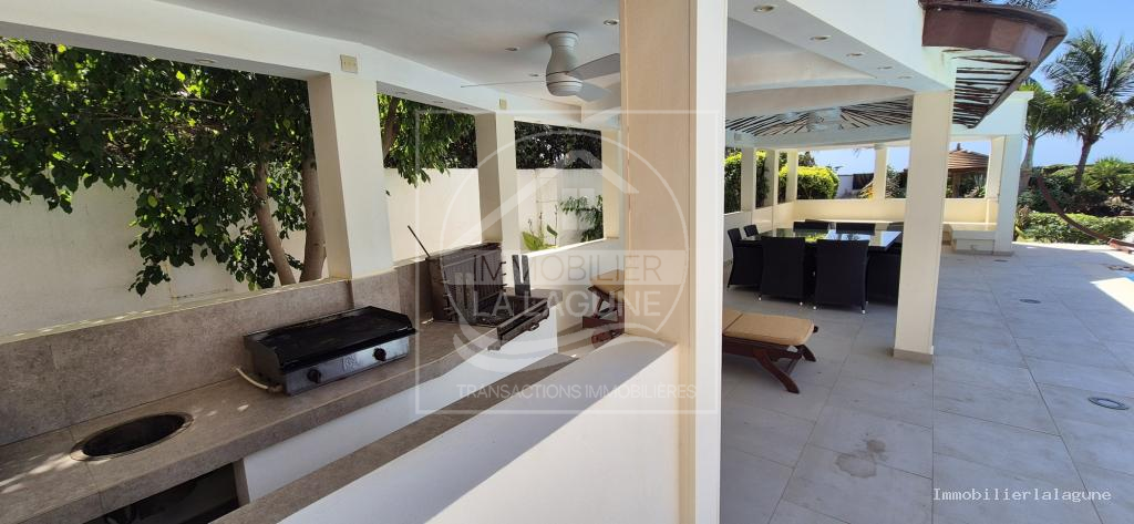 Agence Immobilière Saly Sénégal - V3225 - Villa à SALY - V3225-villa-a-vendre-a-saly-senegal-avec-piscine