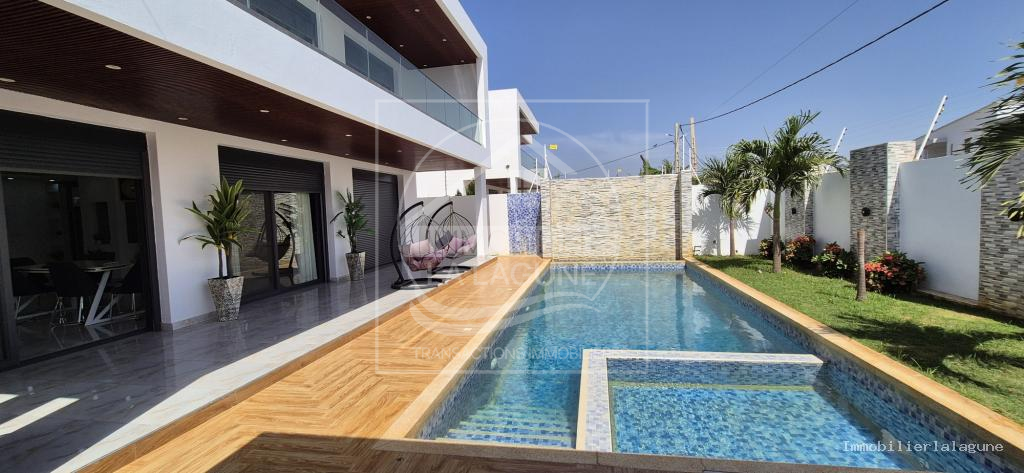 Agence Immobilière Saly Sénégal - V3231 - Villa à NGAPAROU - V3231-villa-a-vendre-a-saly-senegal-avec-piscine